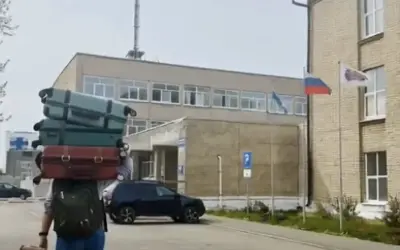 Внимание, студенты! Сообщаем о проведении собраний в общежитии нашего колледжа! Обязательно приходите — будут обсуждаться важные организационные вопросы.