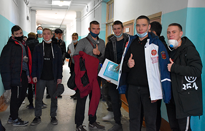 Ударный труд студентов на капустных полях оценен по достоинству!