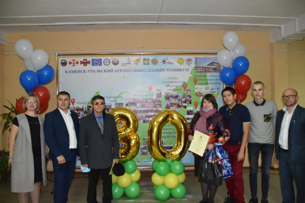 cbdfafdf-9808-486d-8cb0-4249ff3bf8b2.jpg